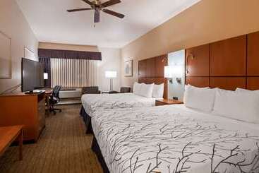 هتل Best Western Plus Silver Saddle Inn