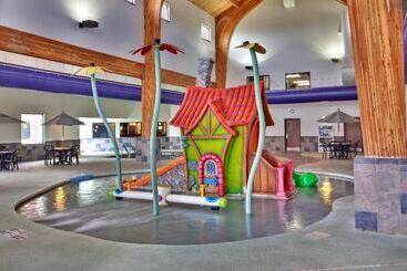 هتل Best Western Watertown Inn And Suites