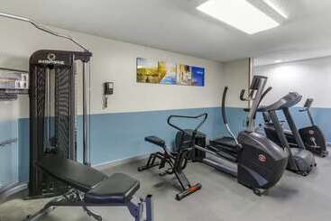 هتل Comfort Inn Greensboro  Kernersville