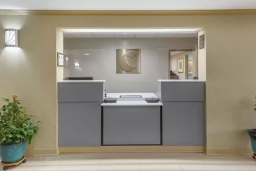 هتل Comfort Inn Greensboro  Kernersville