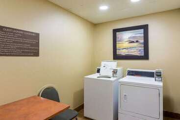 هتل Comfort Inn Pensacola  University Area