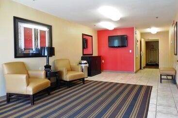 هتل Spark By Hilton Dallas Market Center
