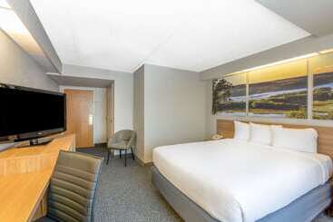 هتل Days Inn By Wyndham Eagan Minnesota Near Mall Of America