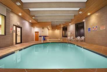 هتل Days Inn By Wyndham Eagan Minnesota Near Mall Of America