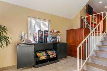 هتل Extended Stay America Suites  Lexington  Tates Creek