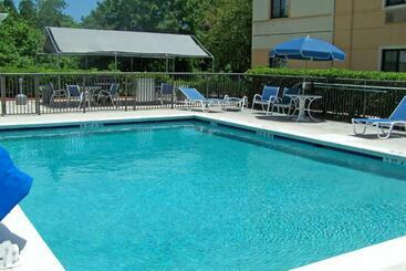 هتل Extended Stay America Suites  Melbourne  Airport