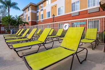 هتل Extended Stay America Suites   Orlando   Convention Center   Universal Blvd