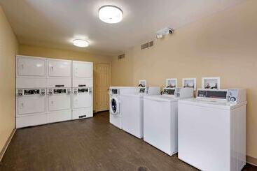 هتل Extended Stay America Suites   Orlando   Convention Center   Universal Blvd