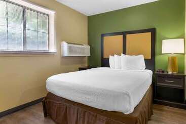 هتل Extended Stay America Suites Raleigh Cary Harrison Ave