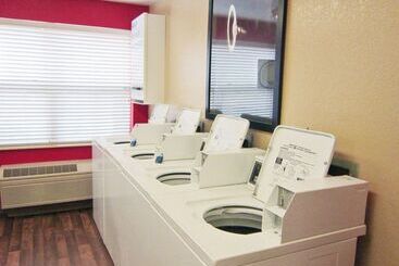 هتل Extended Stay America Suites  Wichita  East