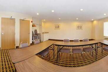 酒店 Quality Inn Lees Summit  Kansas City