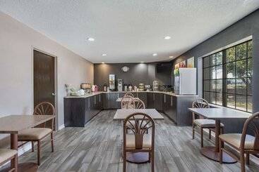 酒店 Quality Inn Lees Summit  Kansas City
