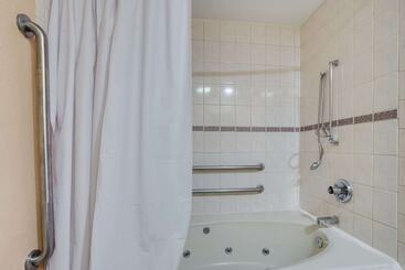 酒店 Quality Inn Lees Summit  Kansas City