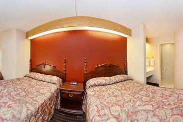 酒店 Quality Inn Lees Summit  Kansas City