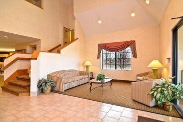 酒店 Quality Inn Lees Summit  Kansas City