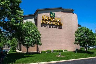 هتل Quality Inn & Suites