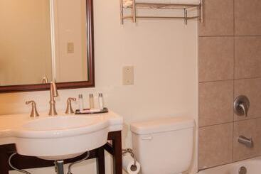 Ramada By Wyndham Elko Hotel At Stockmen S Casino