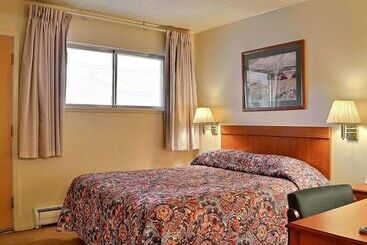 هتل Rodeway Inn Cody