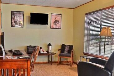 هتل Rodeway Inn Cody