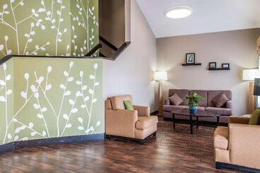 酒店 Sleep Inn Airport