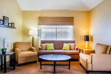 هتل Econo Lodge Amarillo East