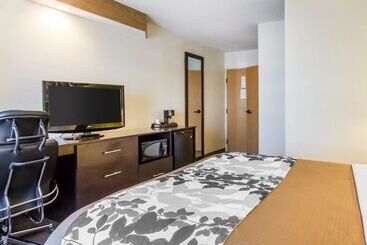 هتل Econo Lodge Amarillo East