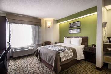 هتل Sleep Inn Miami Airport