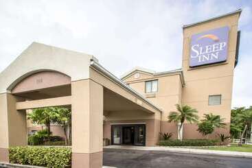 هتل Sleep Inn Miami Airport