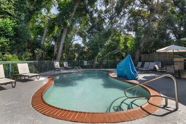 هتل Sleep Inn Mt. Pleasant  Charleston
