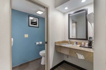 هتل Sleep Inn Mt. Pleasant  Charleston