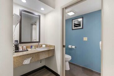 هتل Sleep Inn Mt. Pleasant  Charleston