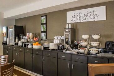 هتل Sleep Inn Sandusky