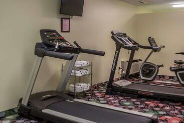 هتل Sleep Inn Sandusky