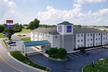هتل Sleep Inn Sandusky