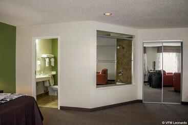 هتل Sleep Inn Sandusky