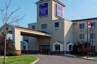 هتل Sleep Inn & Suites Buffalo Airport
