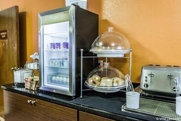 Bob Hotels Tallahassee   Boutique On Budget