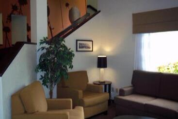 Bob Hotels Tallahassee   Boutique On Budget