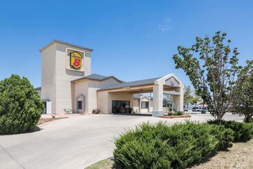 هتل Super 8 By Wyndham Midland