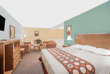 هتل Super 8 By Wyndham St. George Ut
