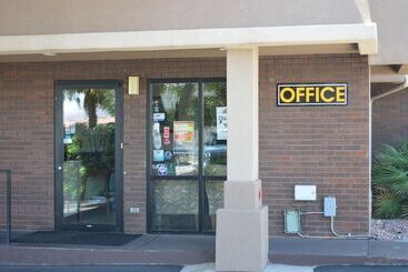 هتل Super 8 By Wyndham St. George Ut