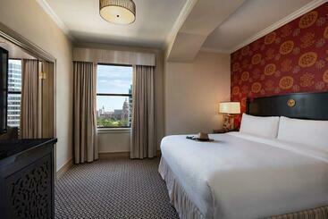 ホテル The Stephen F Austin Royal Sonesta