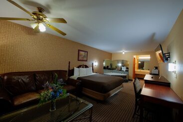 هتل Brentwood Inn & Suites