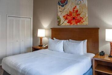 استراحتگاه Hilton Vacation Club Polynesian Isles Kissimmee