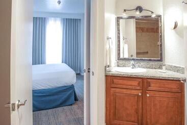 استراحتگاه Hilton Vacation Club Polynesian Isles Kissimmee