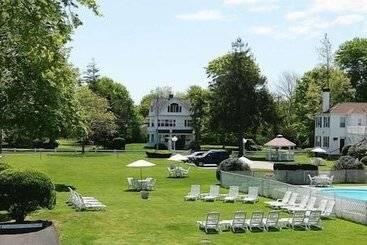 リゾートホテル Shoreway Acres Inn & Cape Cod Lodging