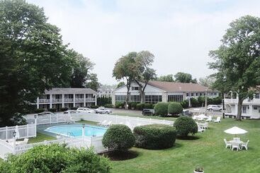 リゾートホテル Shoreway Acres Inn & Cape Cod Lodging