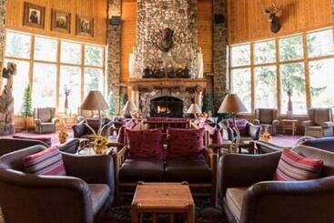 استراحتگاه Spearfish Canyon Lodge