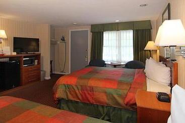 Skaket Beach Motel