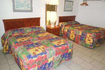 Skylark Resort Motel
